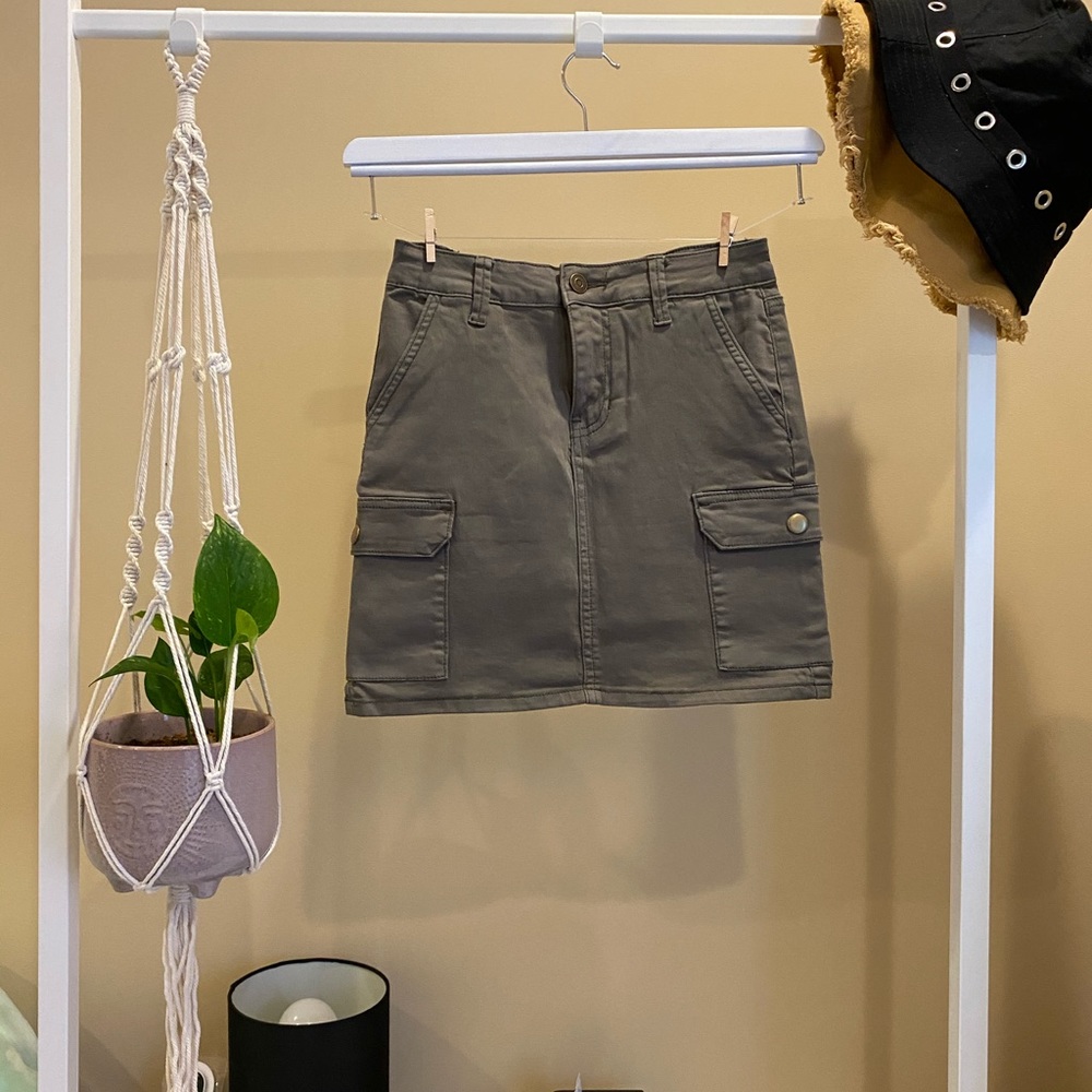 S Green Casual Skirt